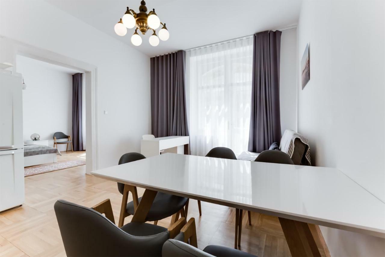 The Dancing House Residence, Two Bedroom Apartment With Balcony Near River! Praga Exterior foto